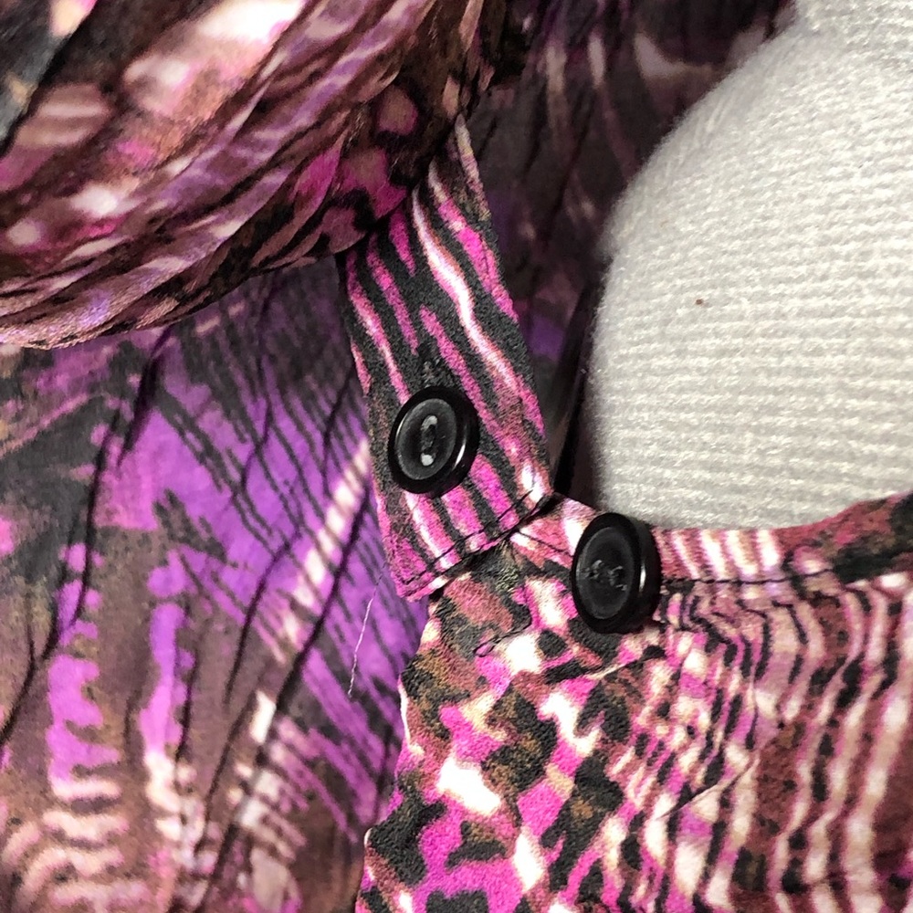 East 5th  Ruffled wrap blouse 2X - Picture 7 of 8